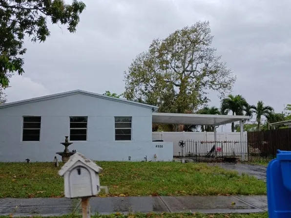 4500 SW 33rd Dr, Hollywood, FL 33023
