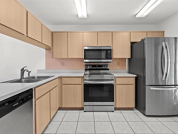 4th image of 6421 REMUS DRIVE