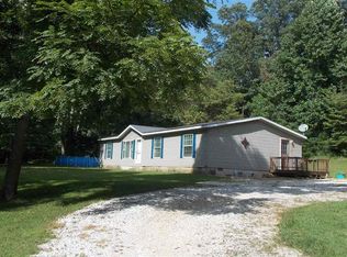 125 Beaver Creek Rd, Mitchell, IN 47446