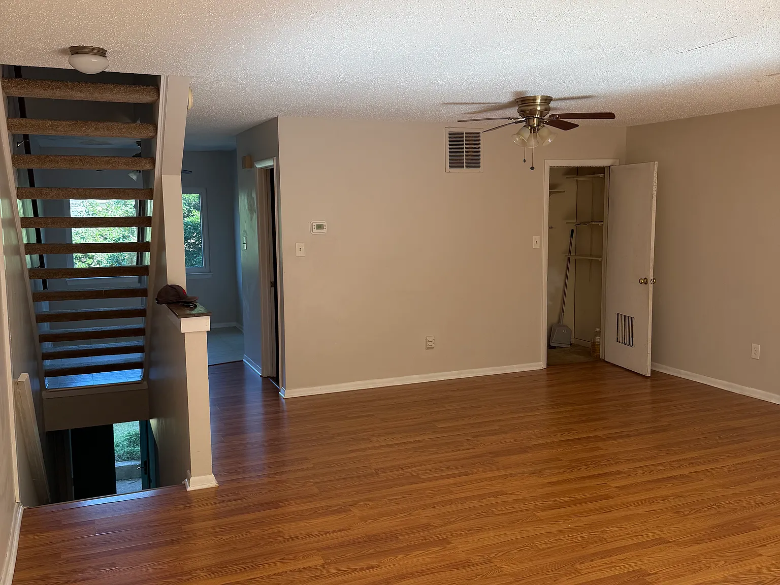 3 bed, 1781 sqft, $2,600 — Photo 4