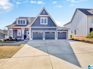 7831 Raleigh Dr, Trussville, AL 35173