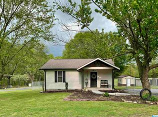 6334 Hustleville Rd, Albertville, AL 35951