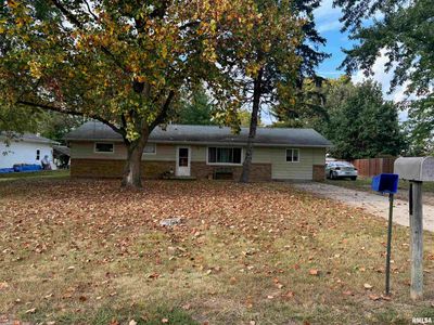 104 Della St, Spring Bay, IL, 61611