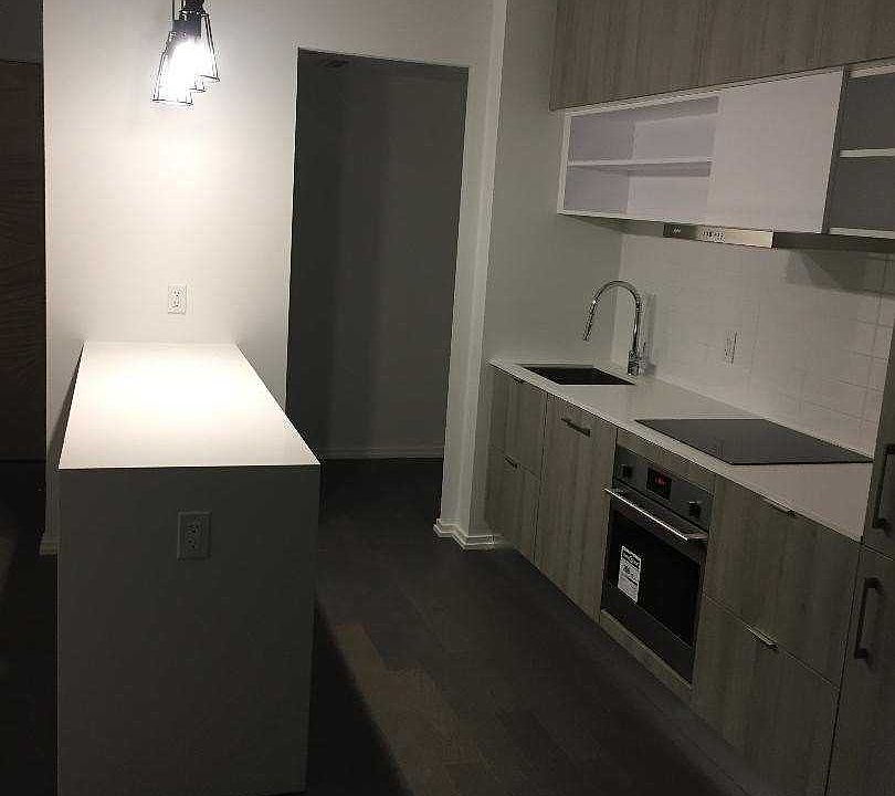 2nd image of 2131 Yonge St #1242