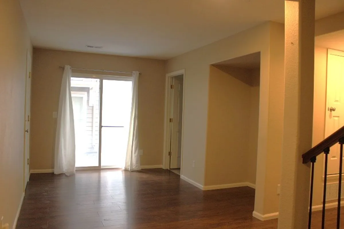 Building Photo - 11761 Amston Ln