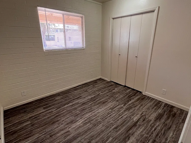 2620 N 14th Ave #12 — Photo 11