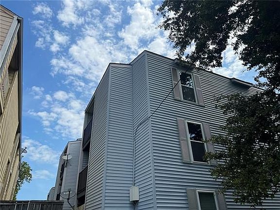 4th image of 4833 Zenith St APT 16