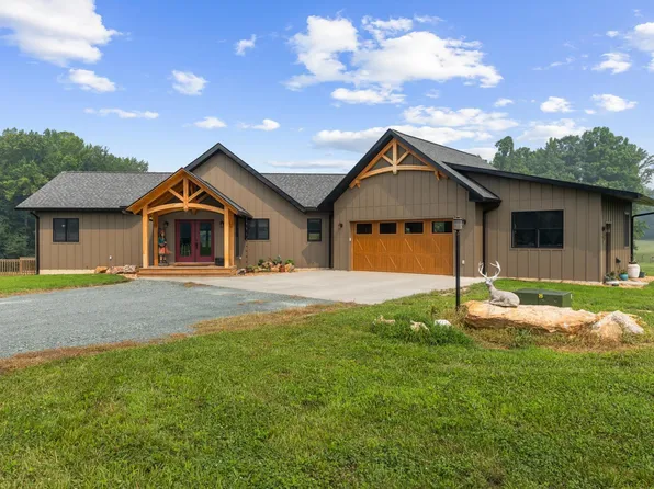 2353 Holland Creek Rd, Louisa, VA 23093
