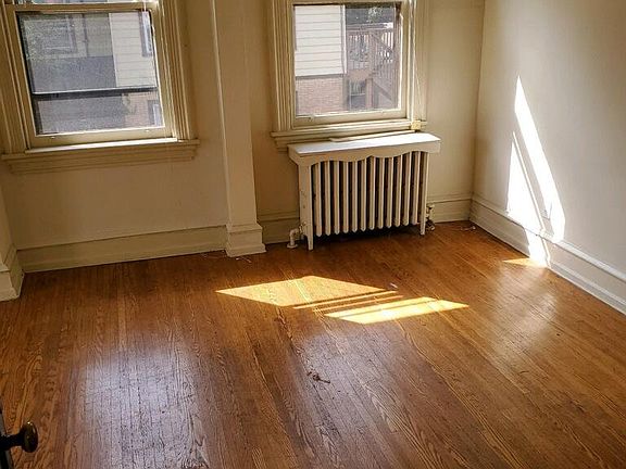 4th image of 32 Owen Ave APT 4