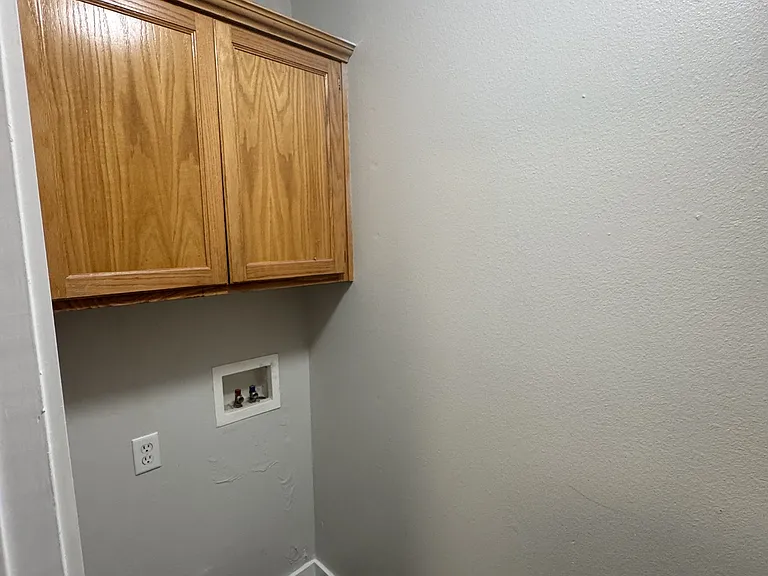 23345 Smith Rd — Photo 5