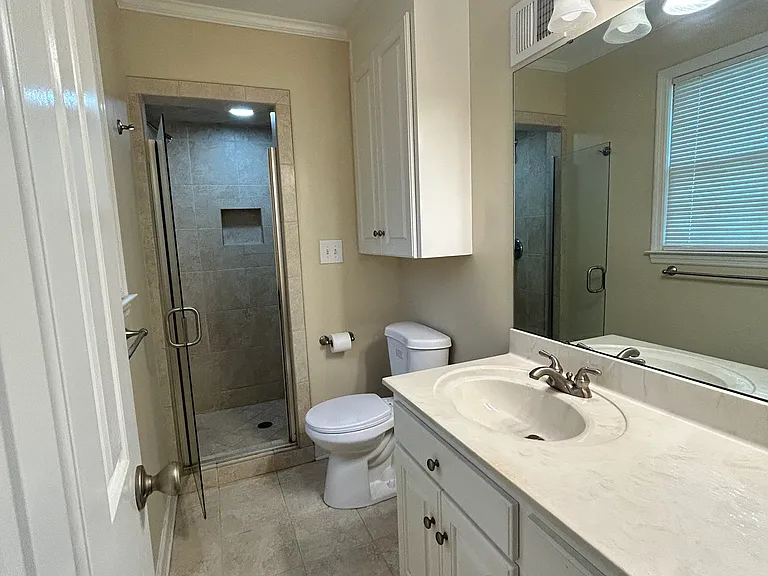 Primary bathroom. 10x4.25