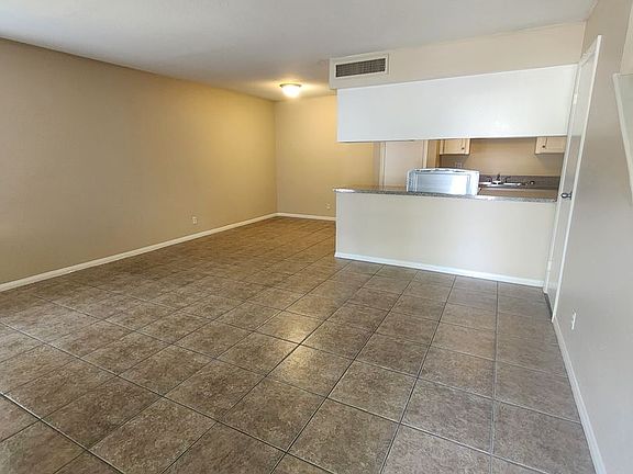 5th image of 1439 Lorilyn Ave Unit 3