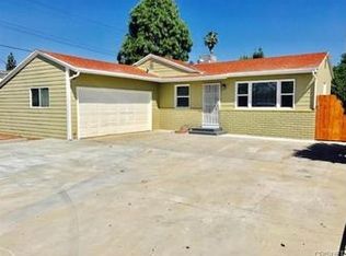21059 Saticoy St, Canoga Park, CA 91304