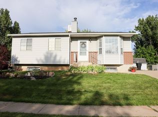 628 N 1360 W, Clinton, UT 84015