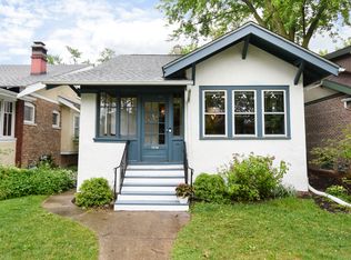 1038 Mapleton Ave, Oak Park, IL 60302