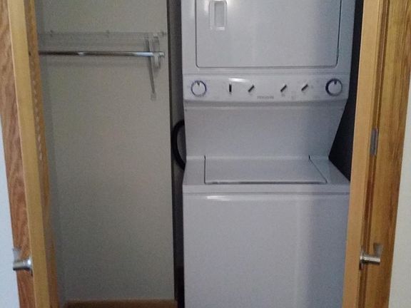 5th image of 900 Terminal Pl APT 218