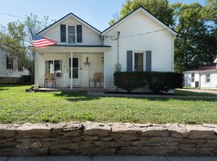 124 Simmons St, Versailles, KY 40383