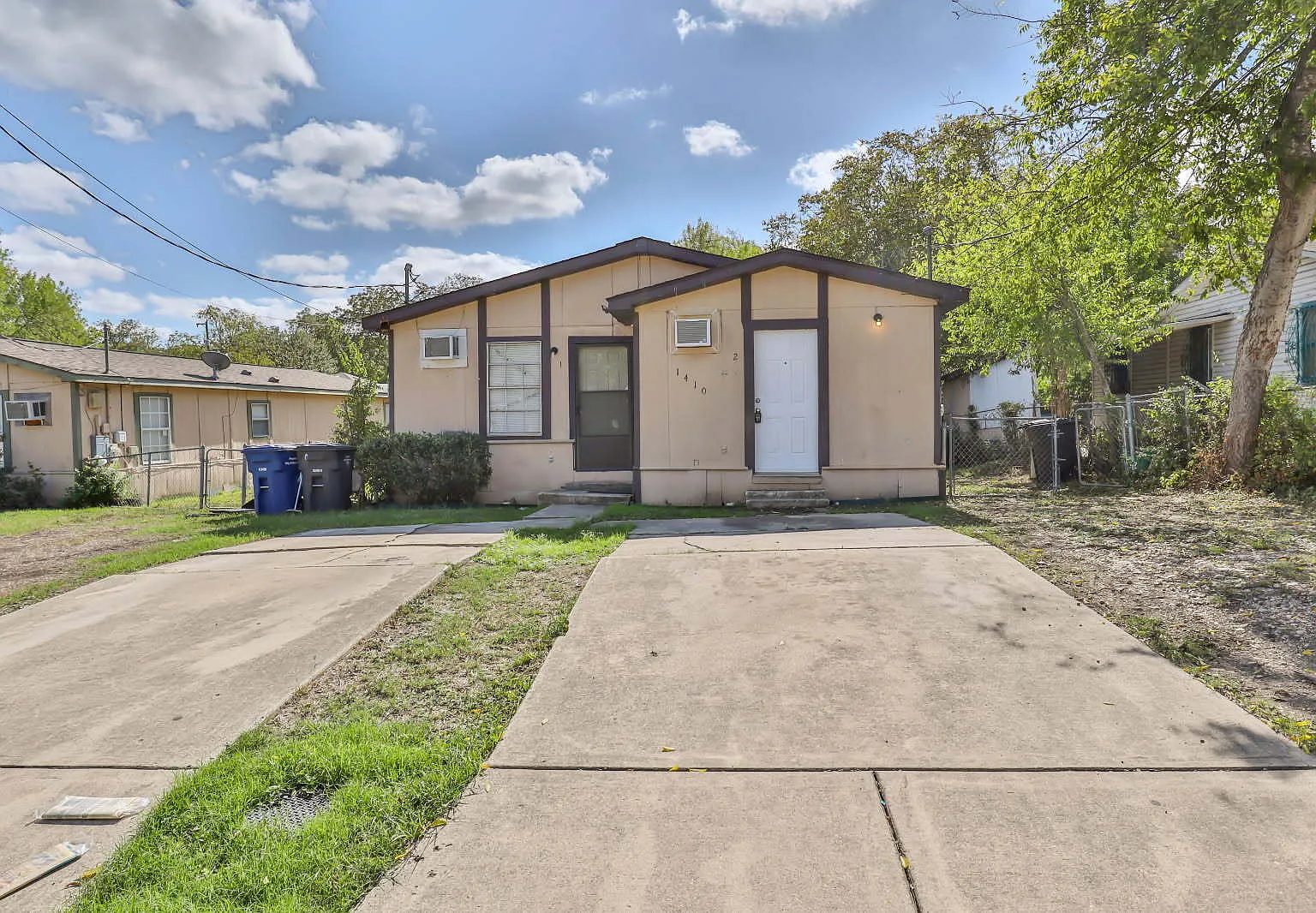 2 bed, 1.0 bath, 740 sqft, $785 — Photo 2
