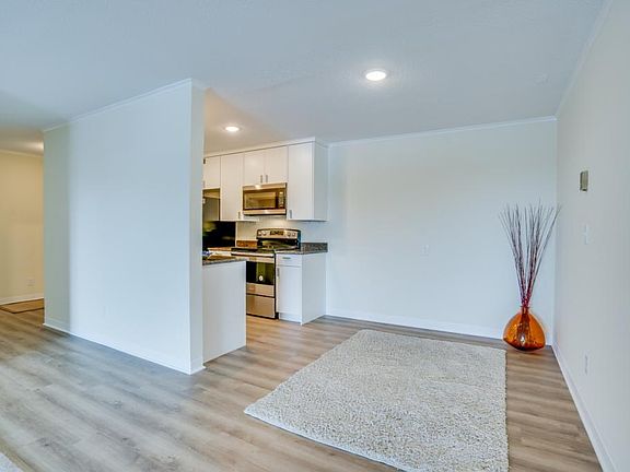4th image of 6400 York Ave S APT 508