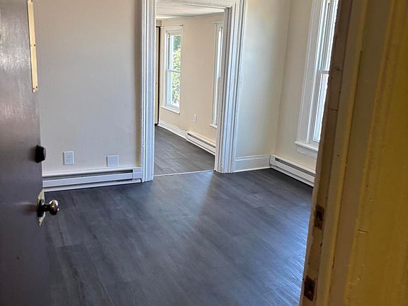 5th image of 178 Broad St APT C