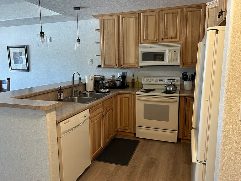 64 Waterside Dr #A205 — Photo 11