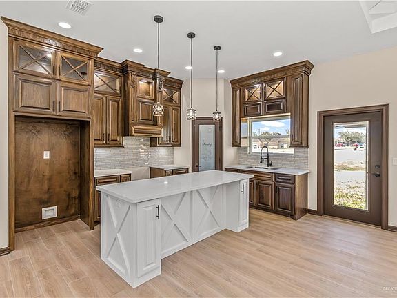 2nd image of 3705 Brook Dr