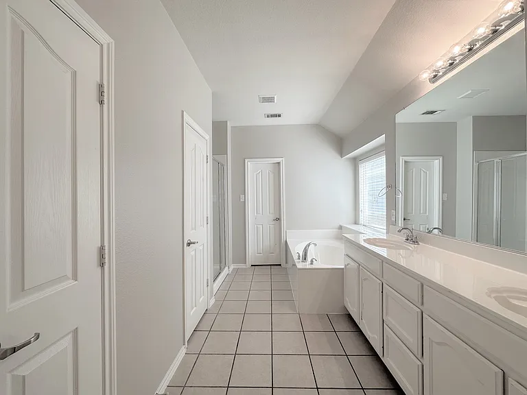 5020 Nash Ln — Photo 9