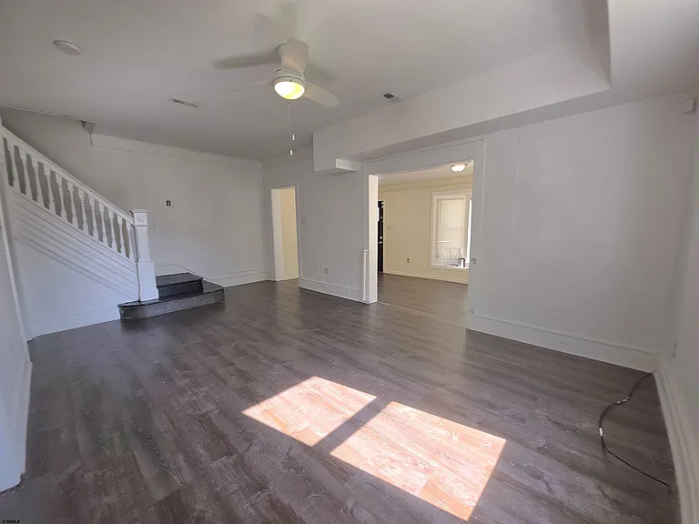 1404 Madison Ave — Photo 8
