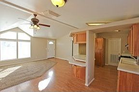 4th image of 18325 Bywood Dr