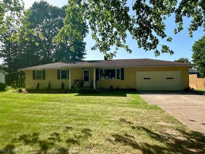 44520 Middle Ridge Rd, Amherst, OH, 44001
