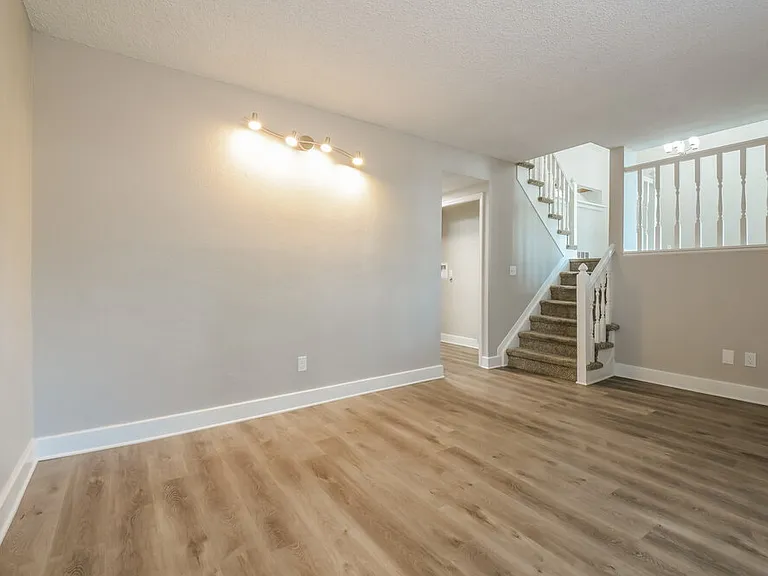 19123 E 46th Ave — Photo 11