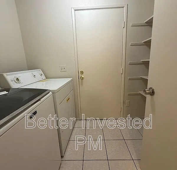 2808 Tachevah Dr — Photo 11
