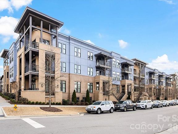 2nd image of 2401 Euclid Ave Unit 113