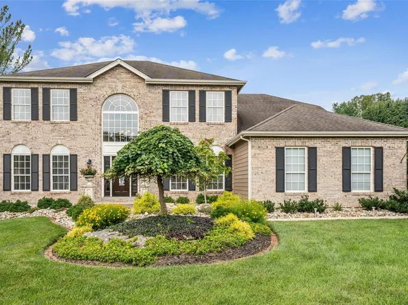 1083 Keystone Trail Dr, Chesterfield, MO 63005