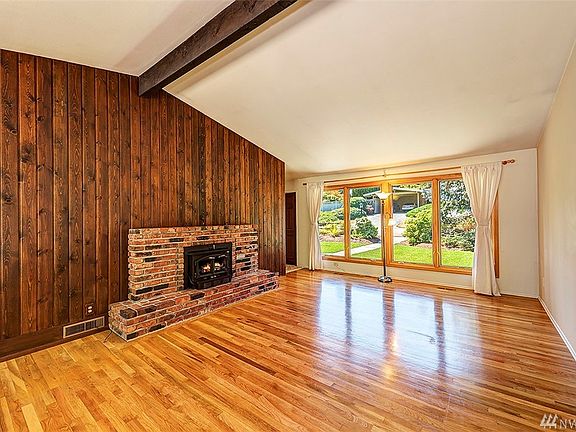 4th image of 4170 134th Ave SE