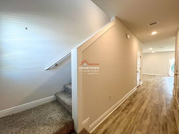 3rd image of 6331 Grove Park Dr