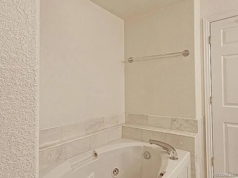 112 S Garfield St — Photo 24