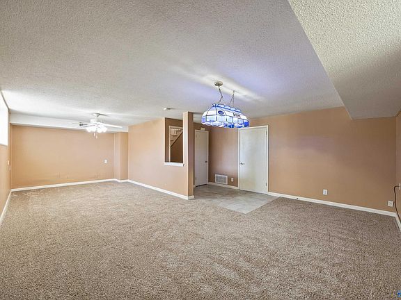 4th image of 9027 Craigmont Rd SW