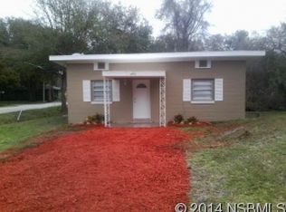 493 Oak St, New Smyrna Beach, FL 32168