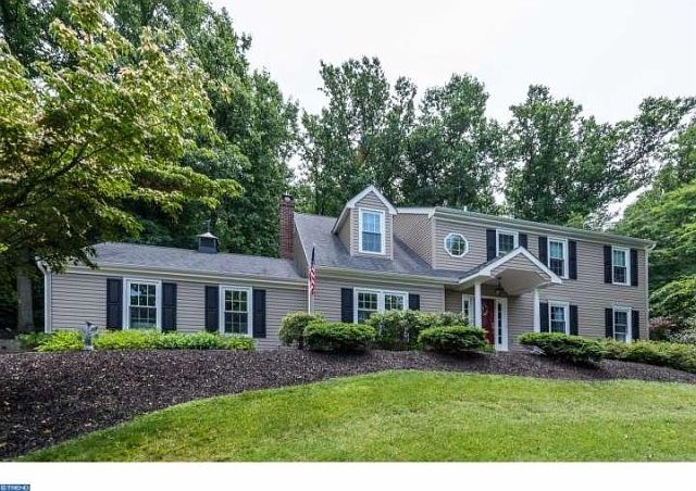 1st image of 206 Buttonwood Dr
