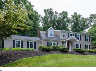 206 Buttonwood Dr, Downingtown, PA 19335
