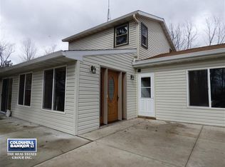 N9109 County Road G, Iola, WI 54945