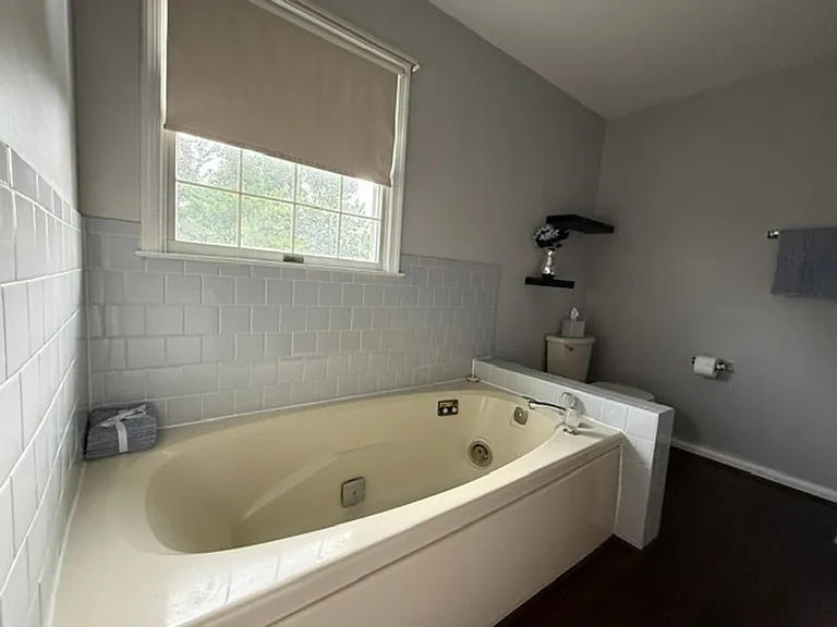 2788 Pinewood Dr — Photo 24