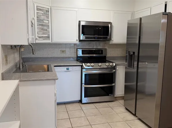 9155 E Center Ave APT 2B, Denver, CO 80247