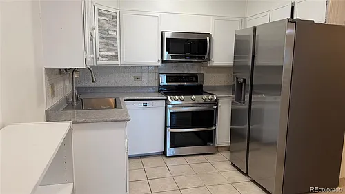 9155 E Center Ave #2B Photo 1
