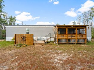 831 Tashanna Ln, Southport, FL 32409