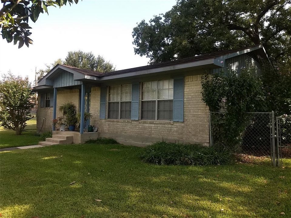 1st image of 13255 Hawthorne Dr