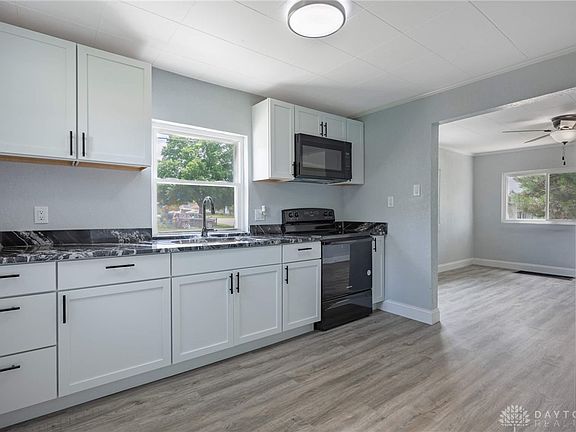 4th image of 2141 Nomad Ave