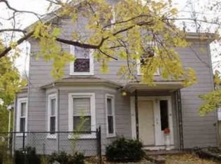 18-26 Bowen St #1, Newton Center, MA 02459