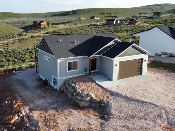 3153 S Country Club Way, Garden City, UT 84028